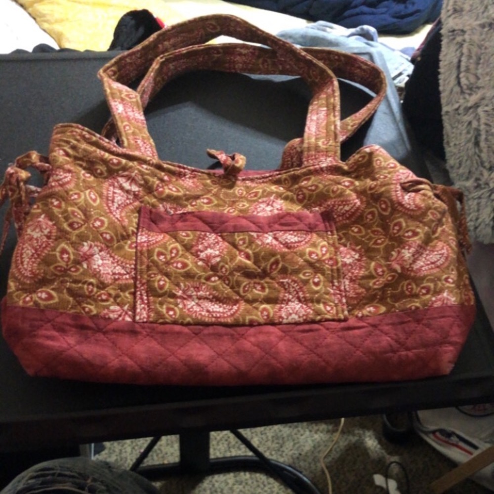 Women’s small flowery handbag